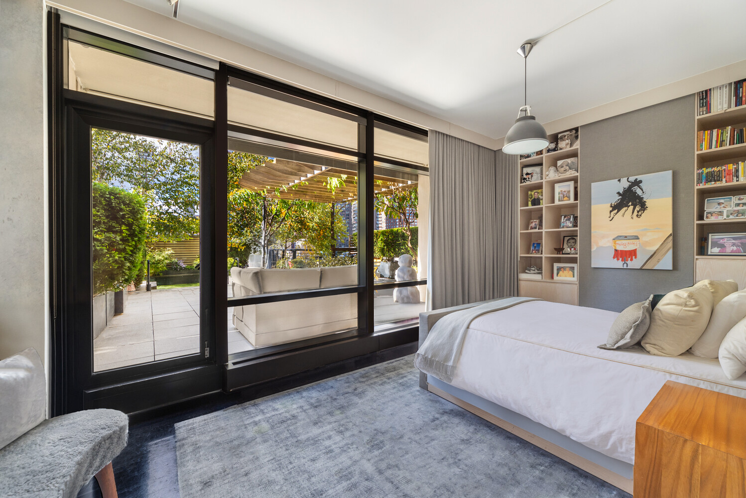 170 E END Avenue 8EF