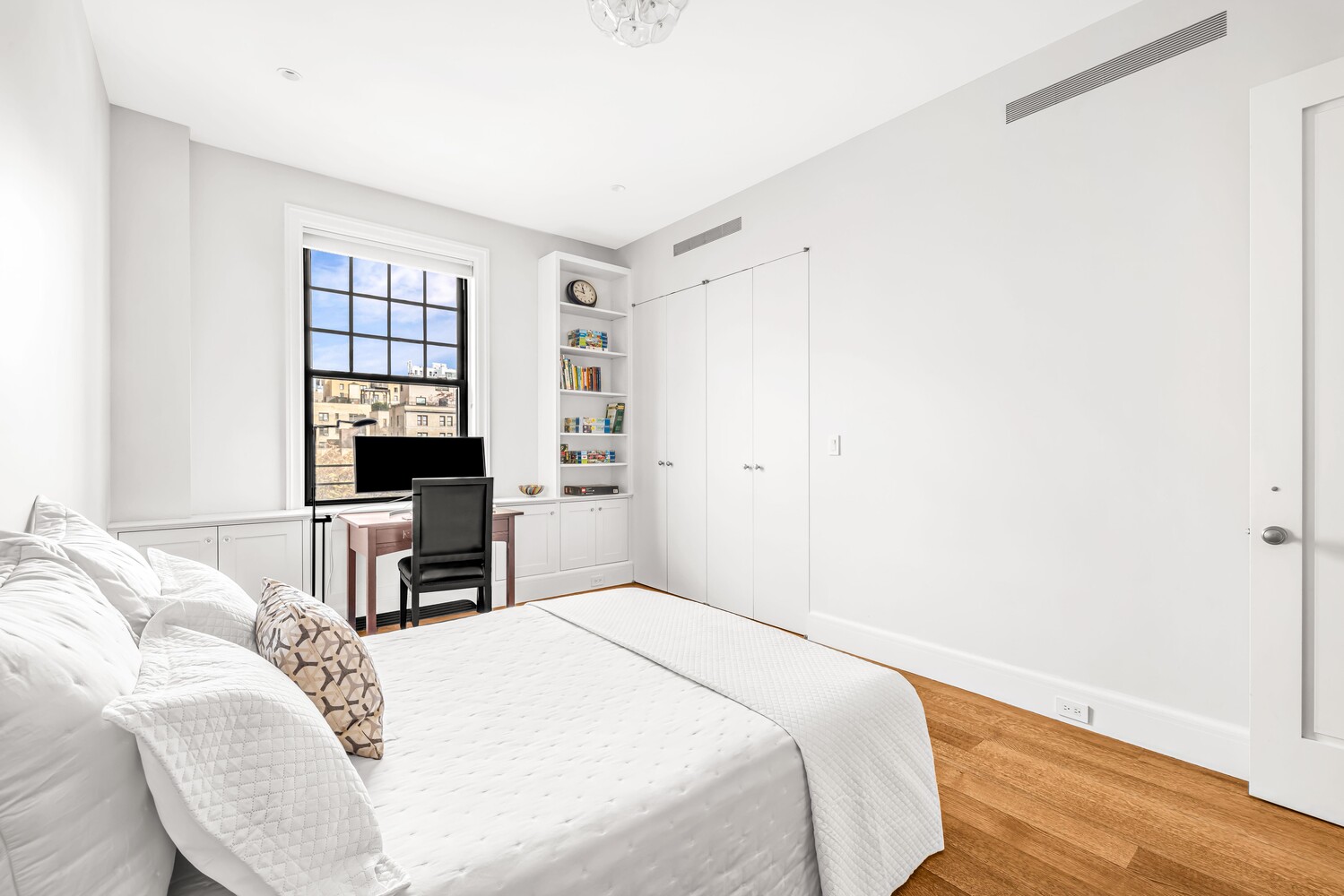 270 W END Avenue 7E