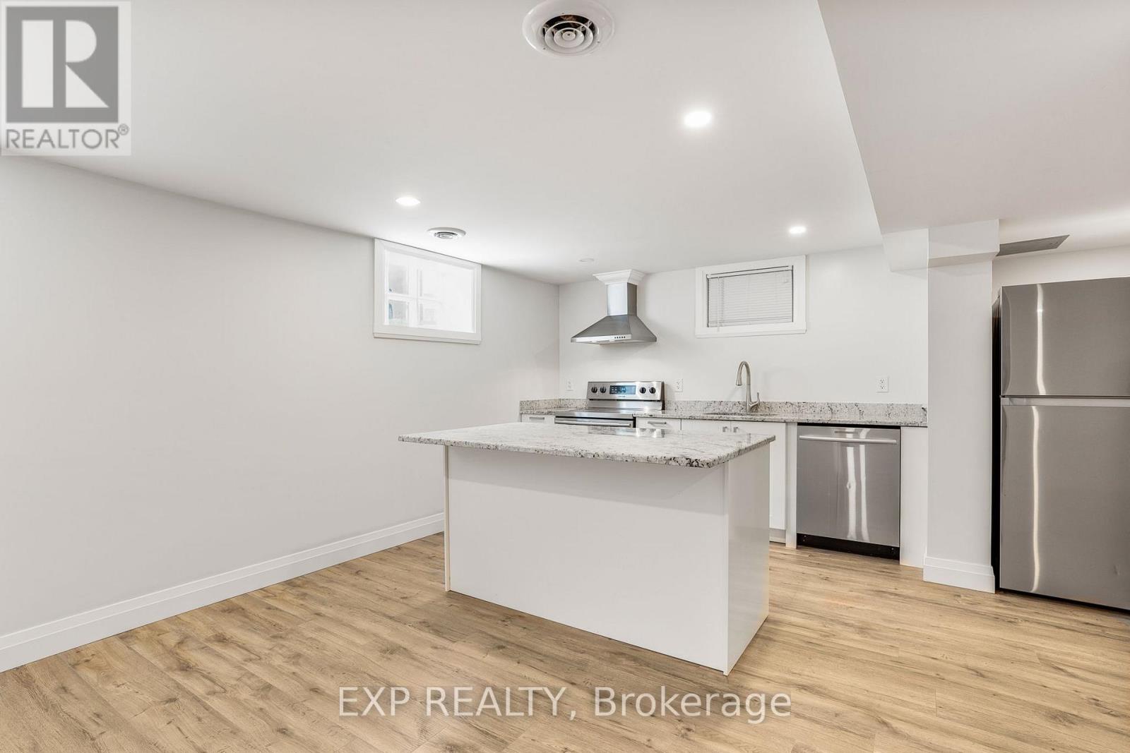 494 WOLFFDALE CRESCENT