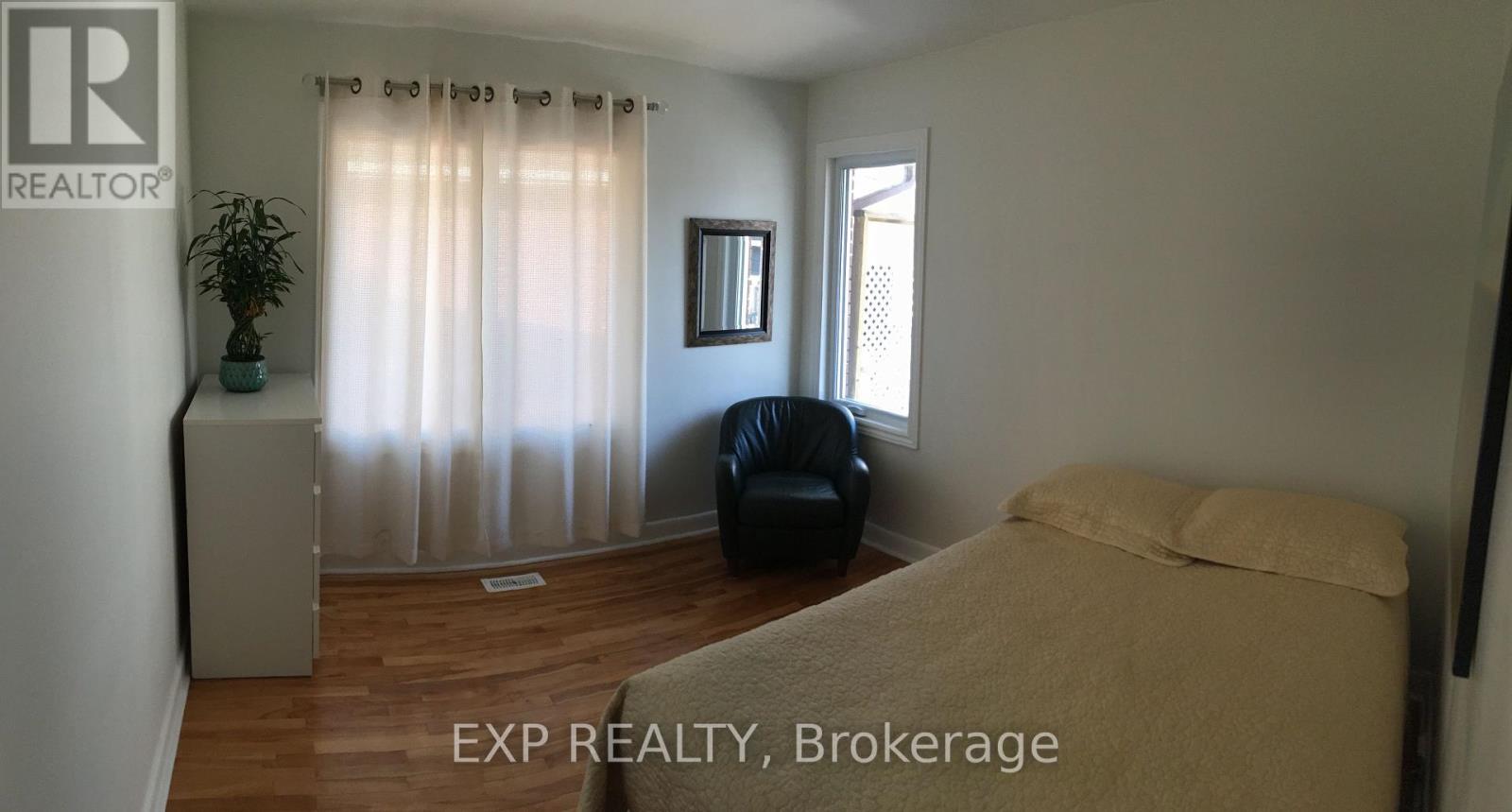 494 WOLFFDALE CRESCENT