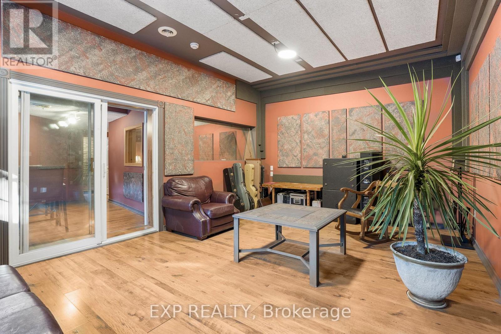 5078 COUNTY 10 ROAD S