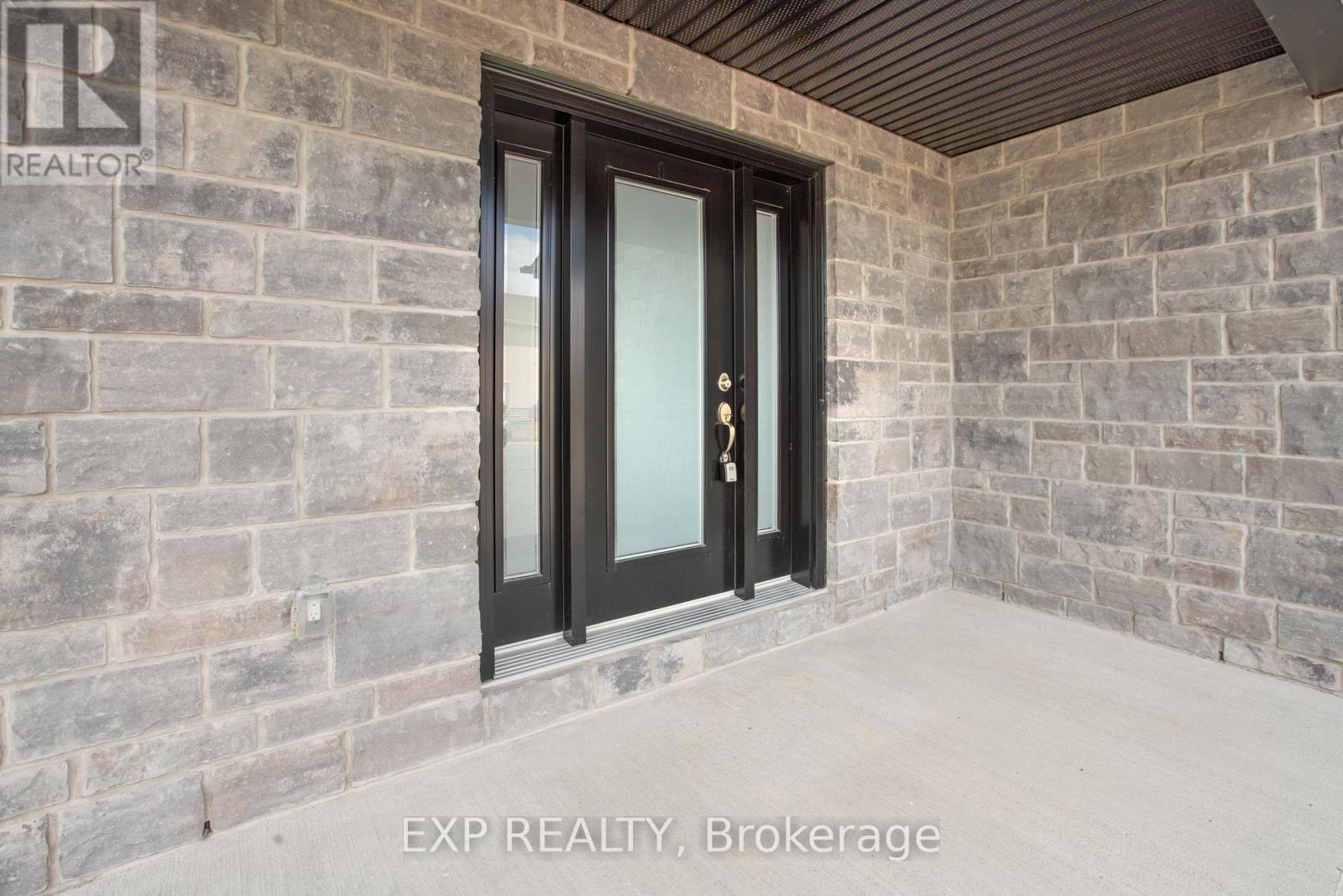 75 CHATEAUGUAY STREET