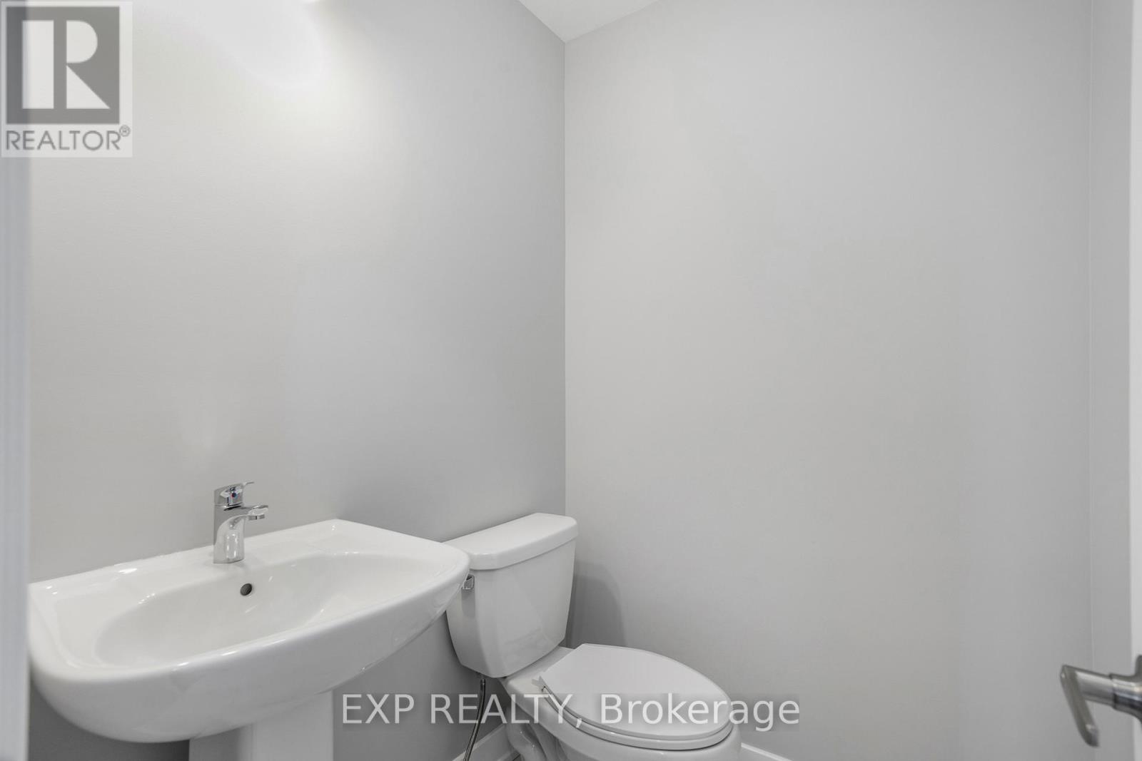 63 CHATEAUGUAY STREET