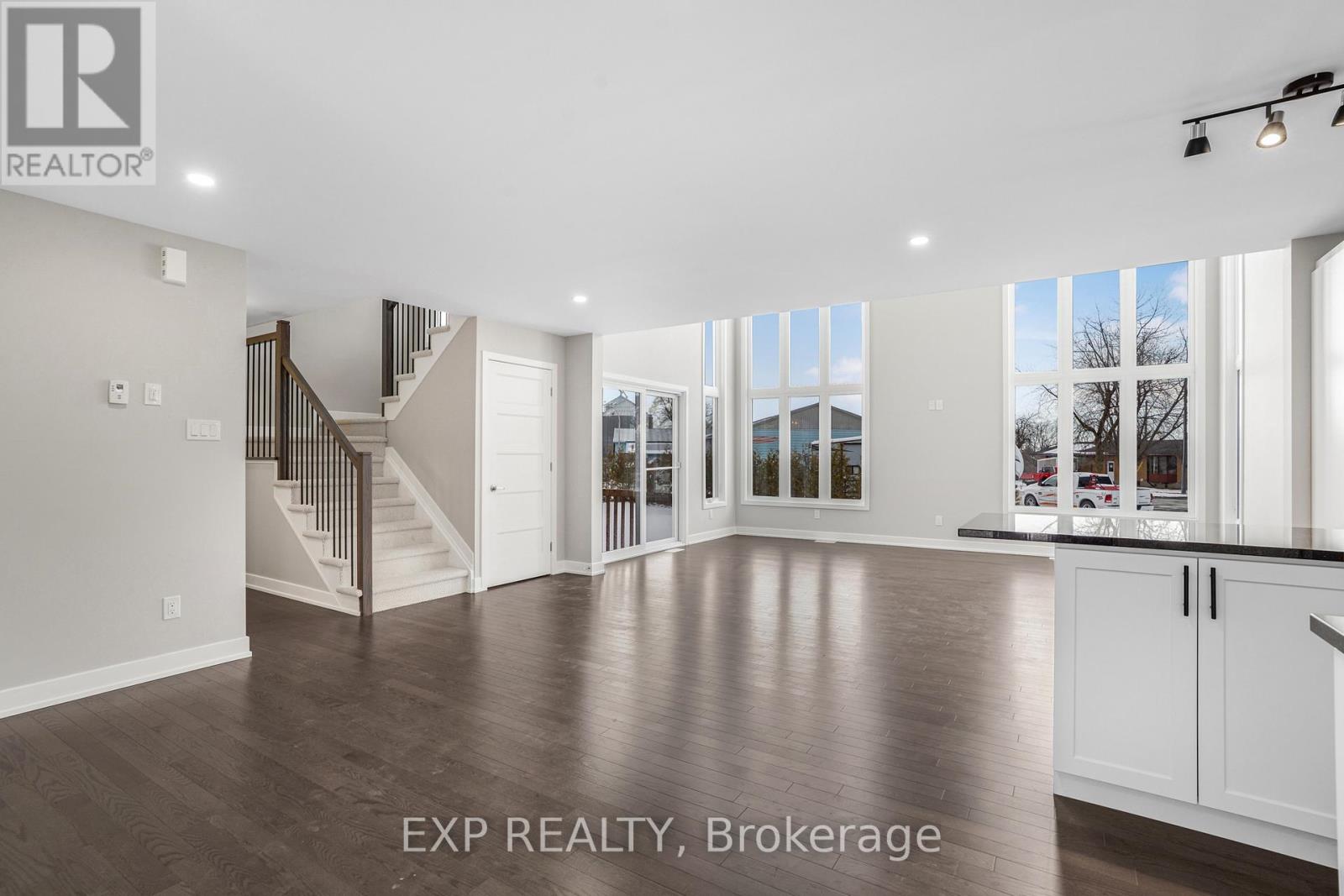 63 CHATEAUGUAY STREET