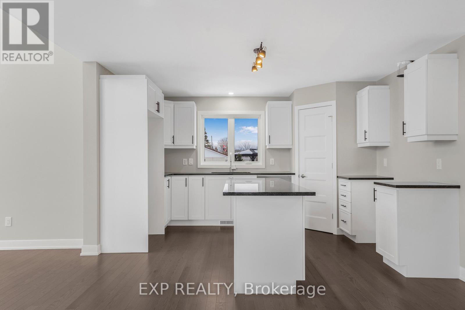 63 CHATEAUGUAY STREET