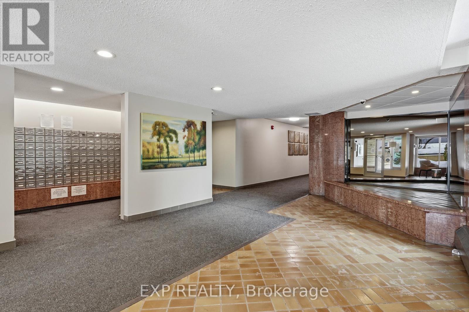 1112 - 555 BRITTANY DRIVE