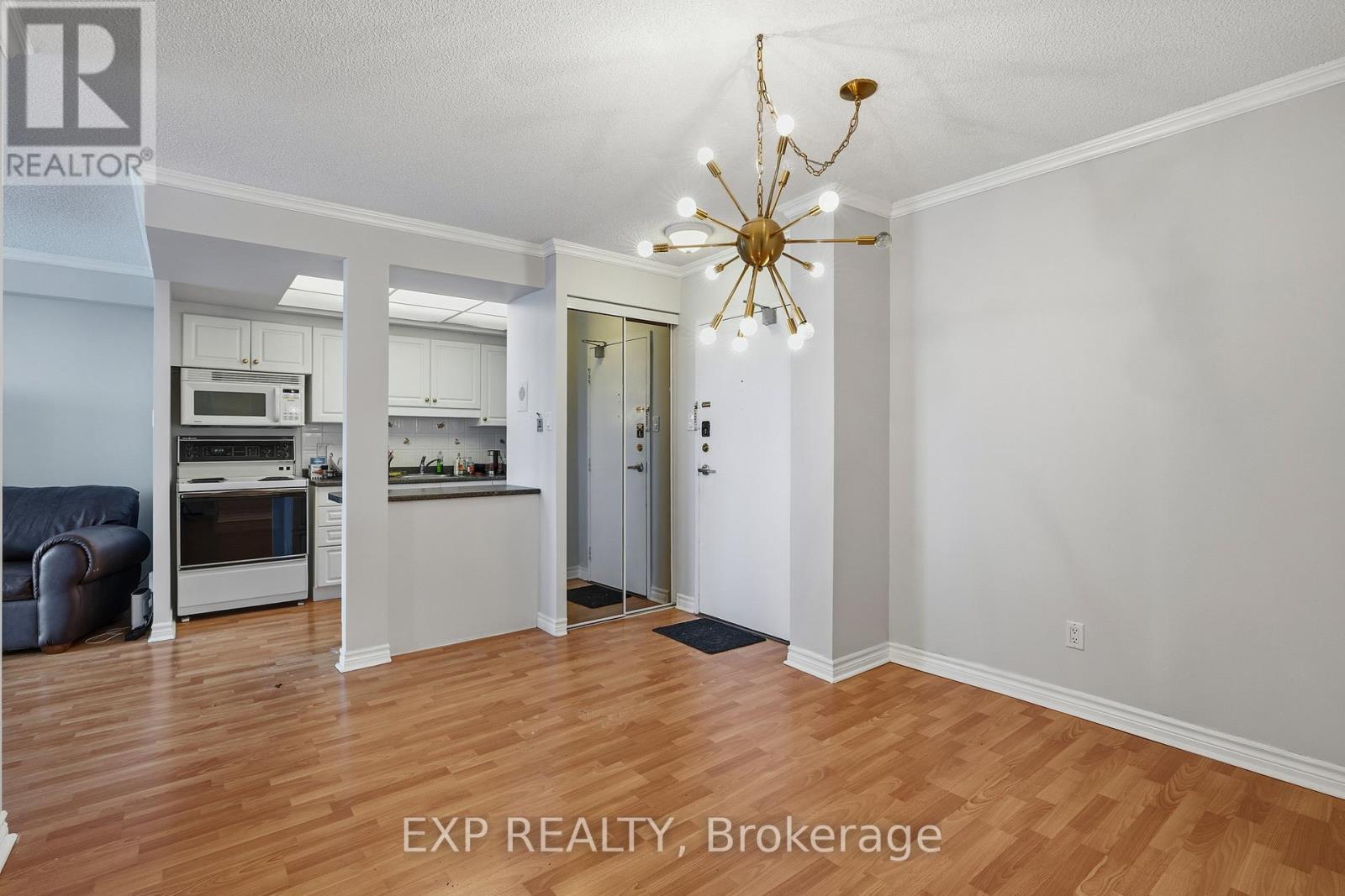 1112 - 555 BRITTANY DRIVE