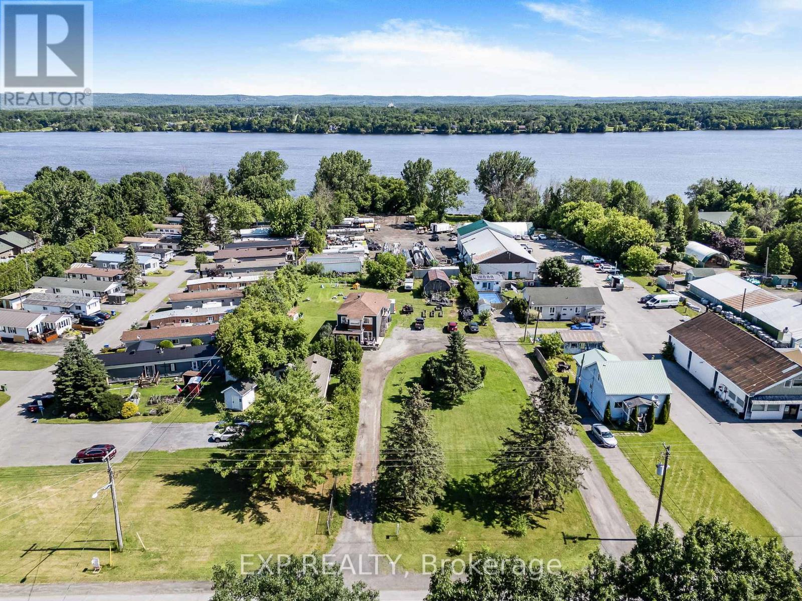 309-313 FRONT ROAD