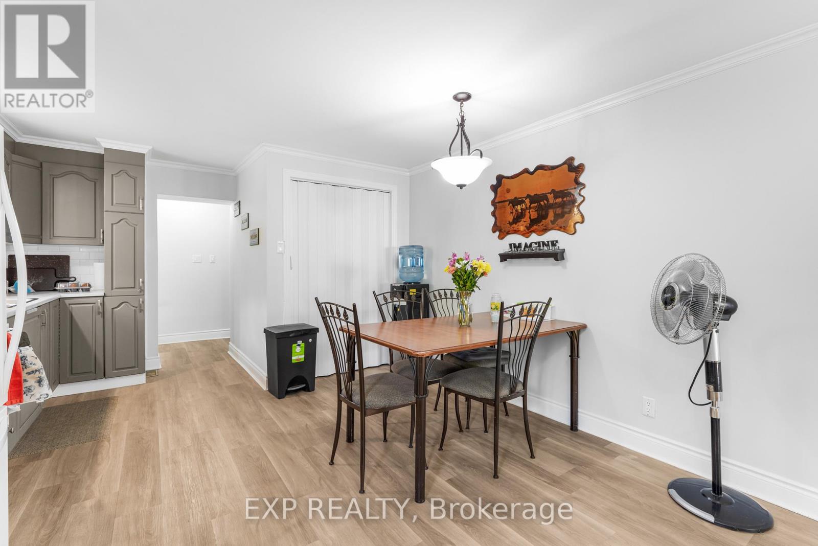 309-313 FRONT ROAD