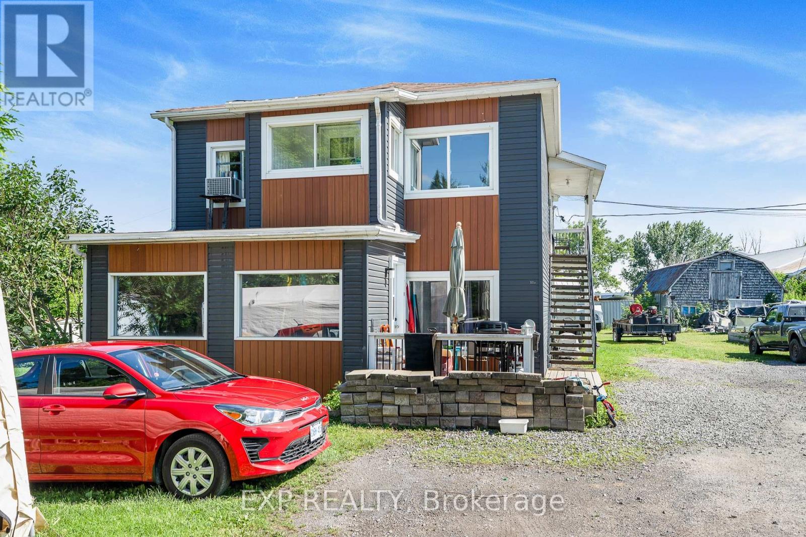 309-313 FRONT ROAD