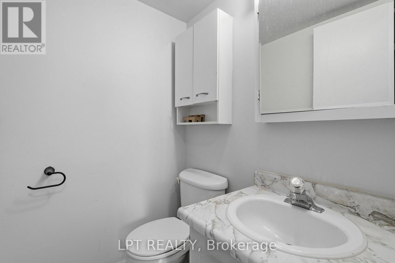 1112 - 555 BRITTANY DRIVE