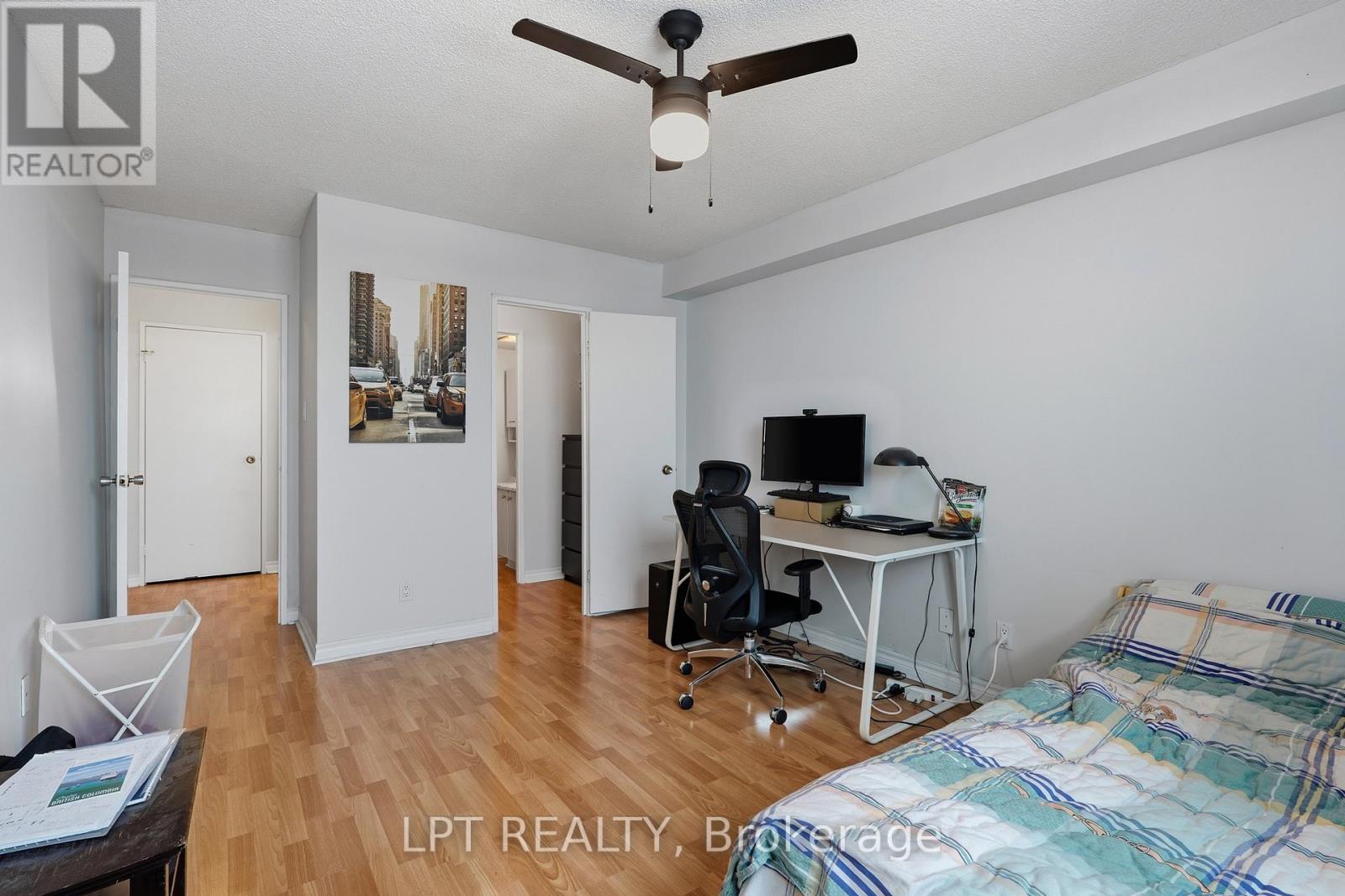 1112 - 555 BRITTANY DRIVE