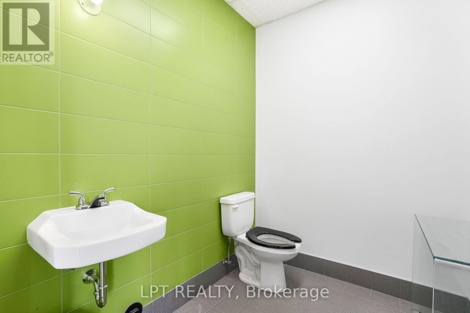 299 INDUSTRIAL BOULEVARD