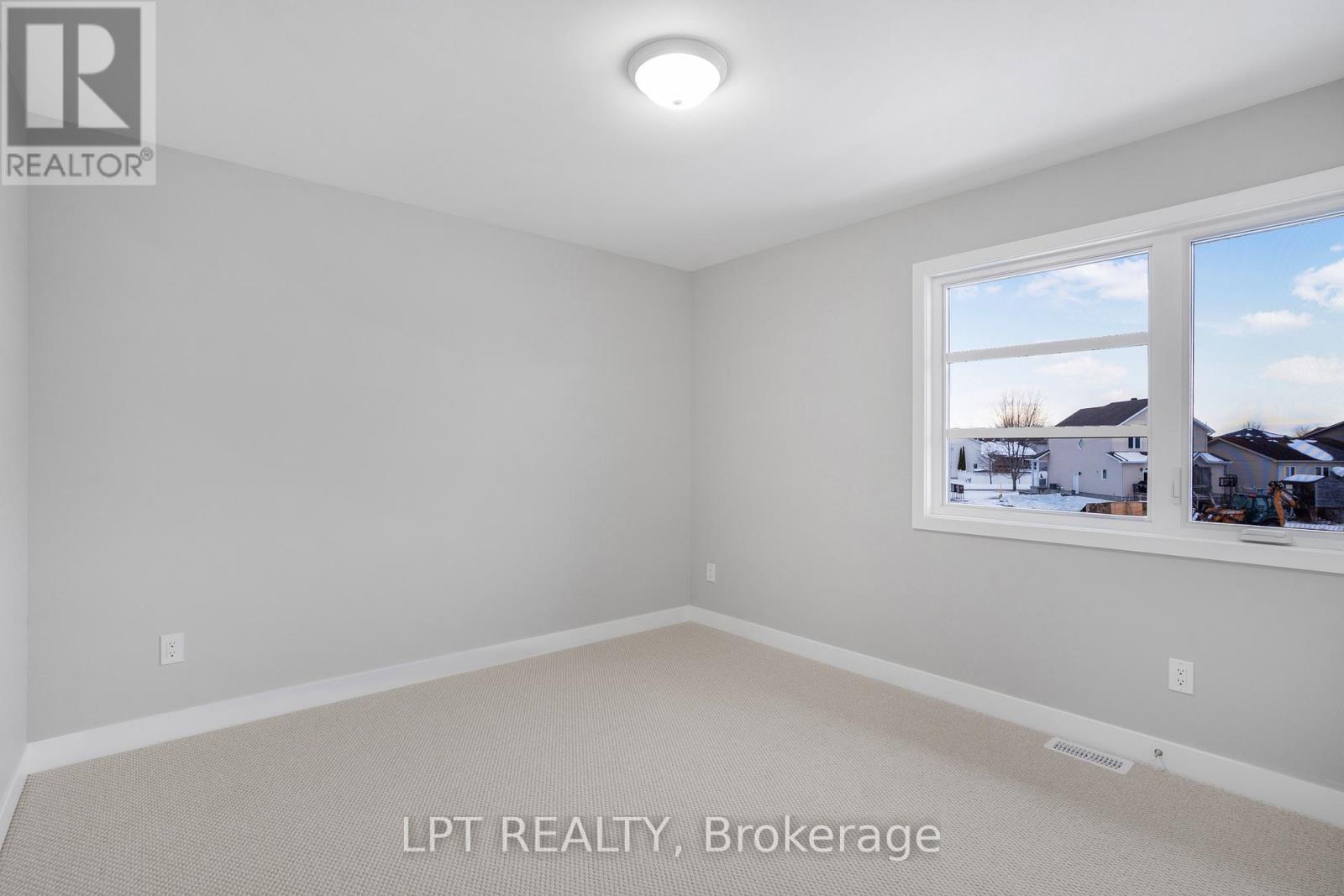 63 CHATEAUGUAY STREET