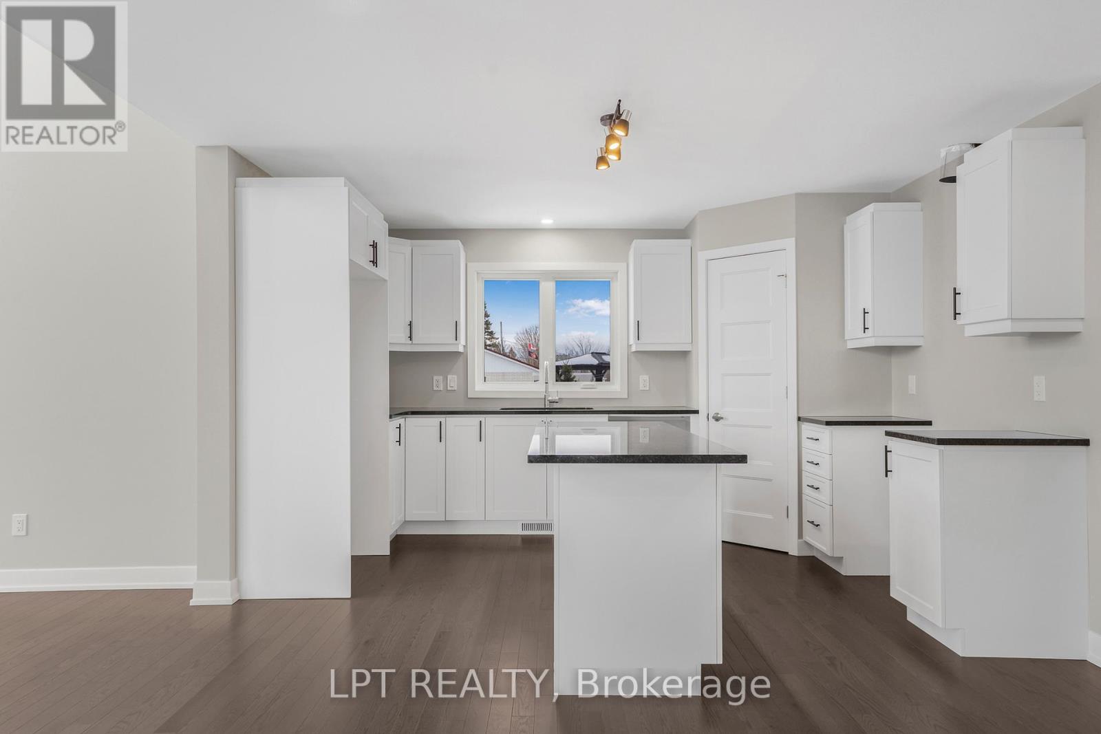 63 CHATEAUGUAY STREET