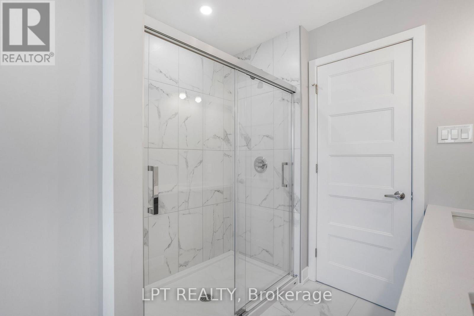 63 CHATEAUGUAY STREET