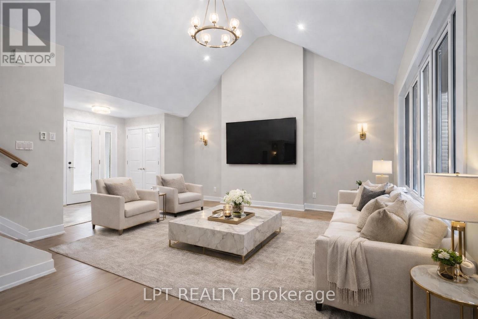 75 CHATEAUGUAY STREET