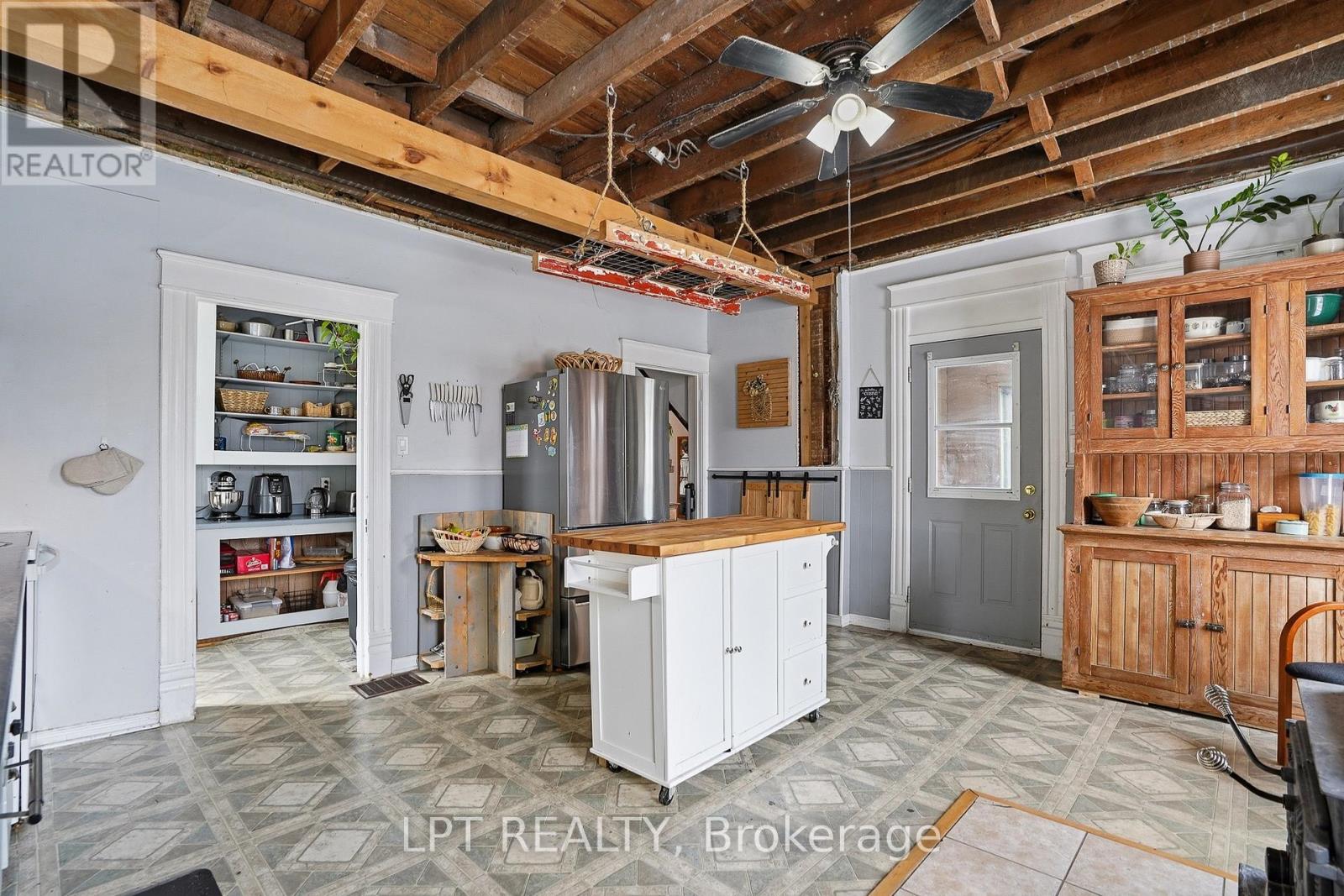 21630 LAGGAN-GLENELG ROAD