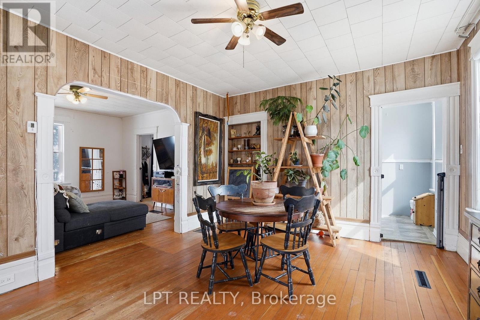 21630 LAGGAN-GLENELG ROAD