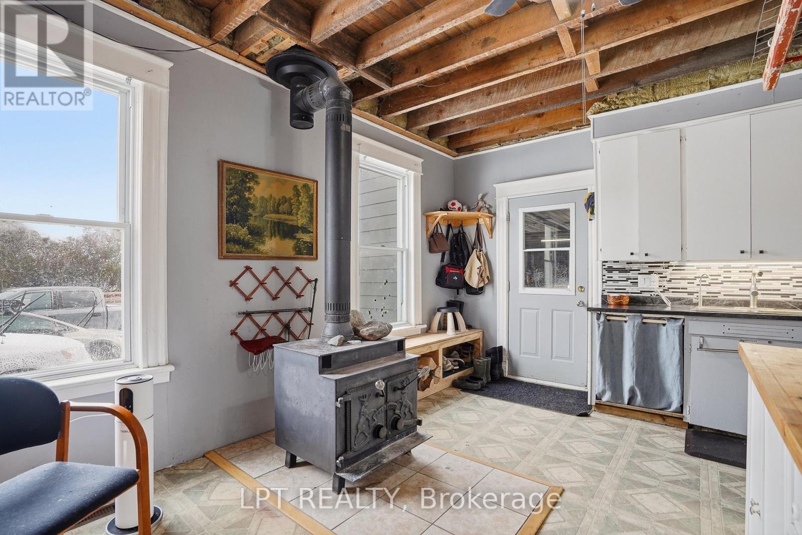 21630 LAGGAN-GLENELG ROAD