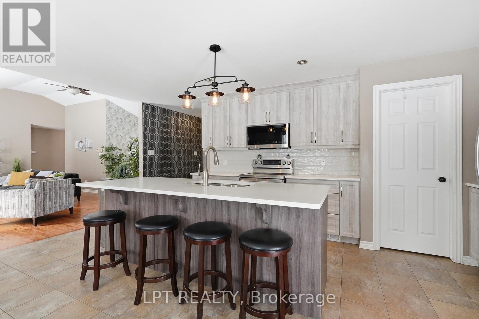 132 MOISE-GENDRON STREET