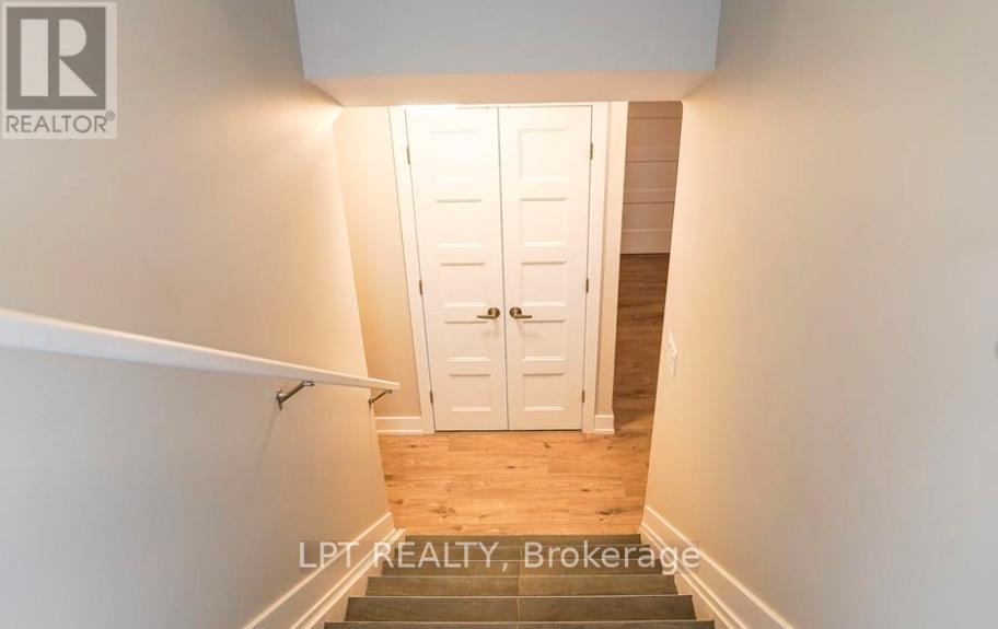 UNIT B - 982 KATIA STREET