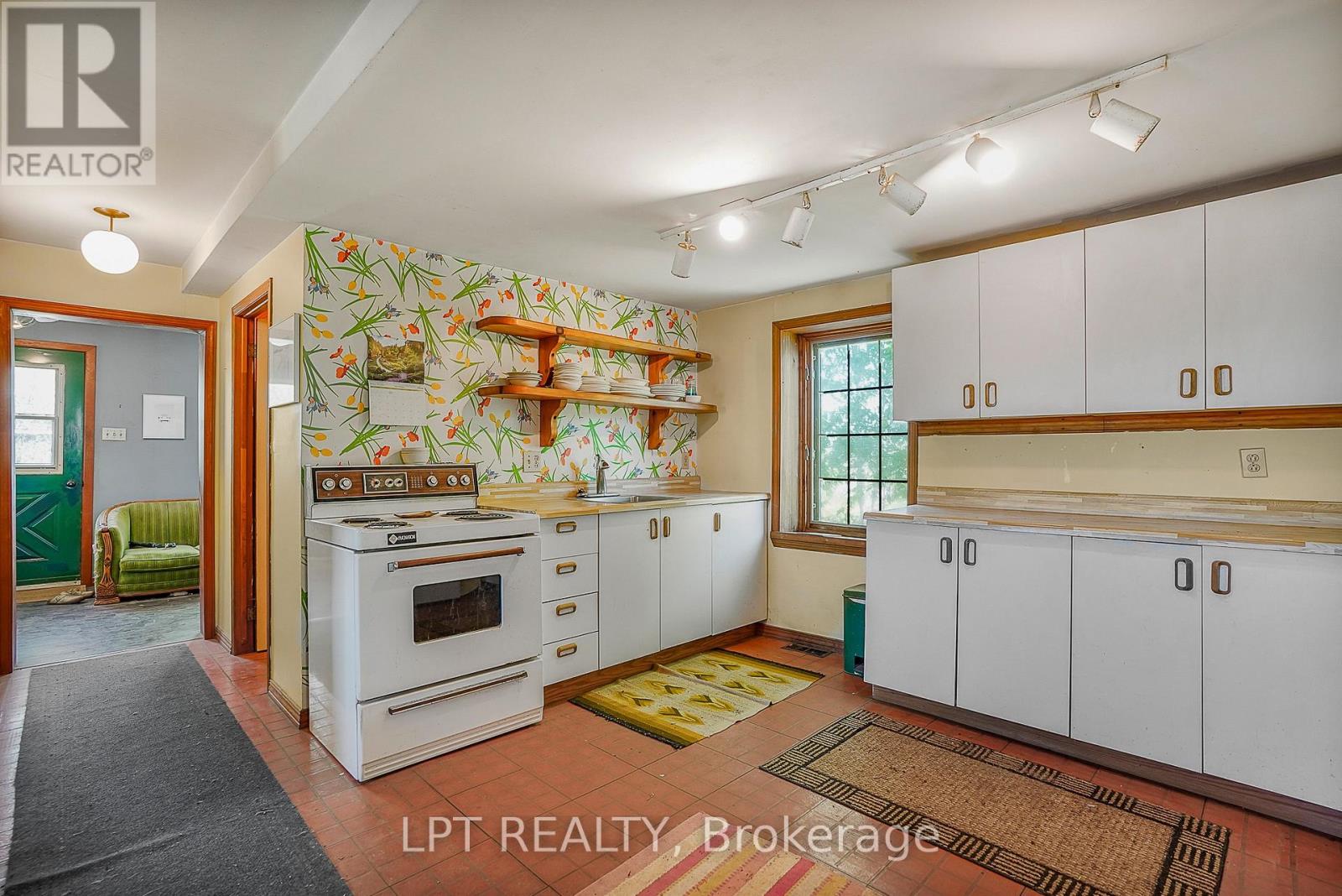 3515 GREENLANE ROAD