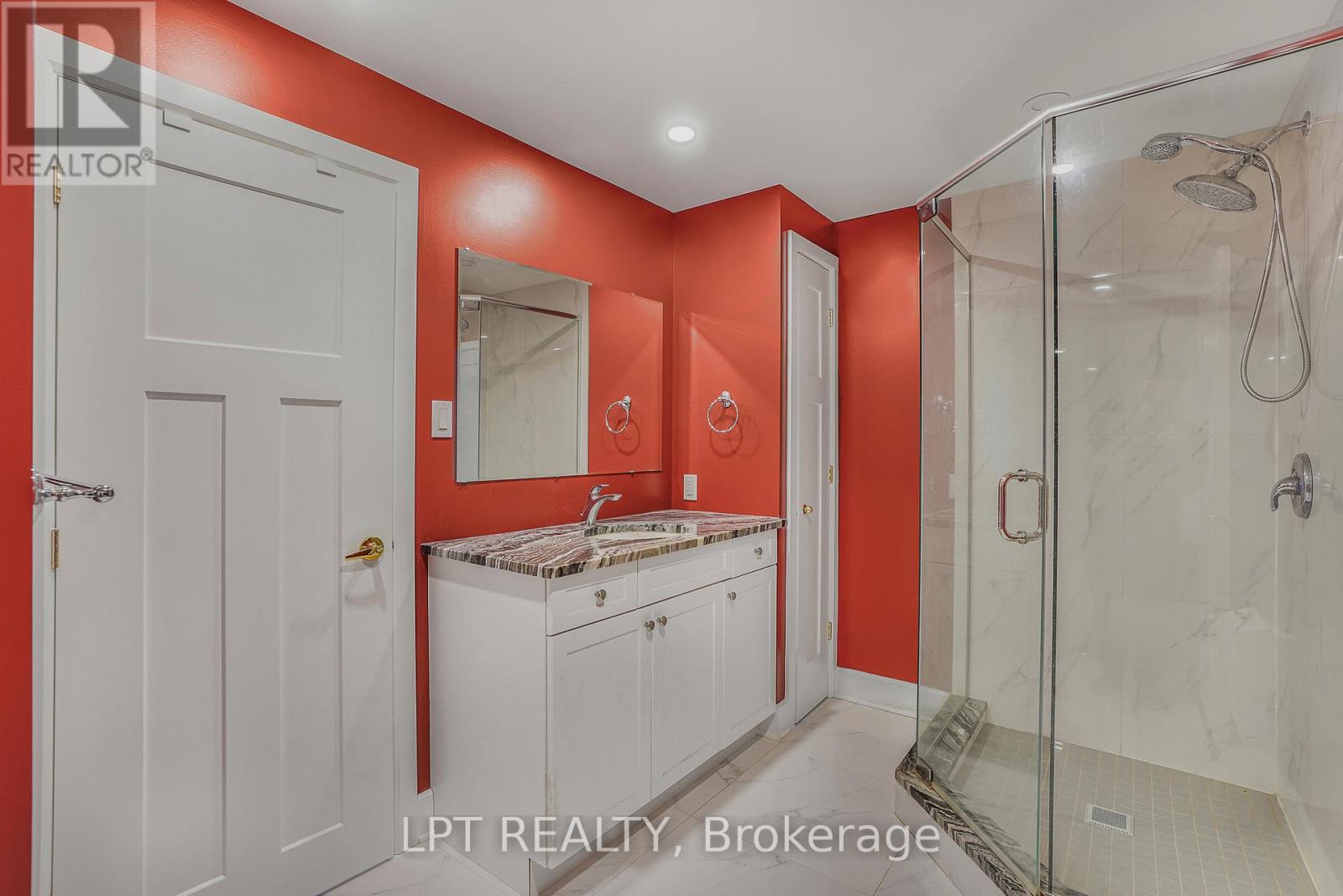 972 ABERDEEN ROAD