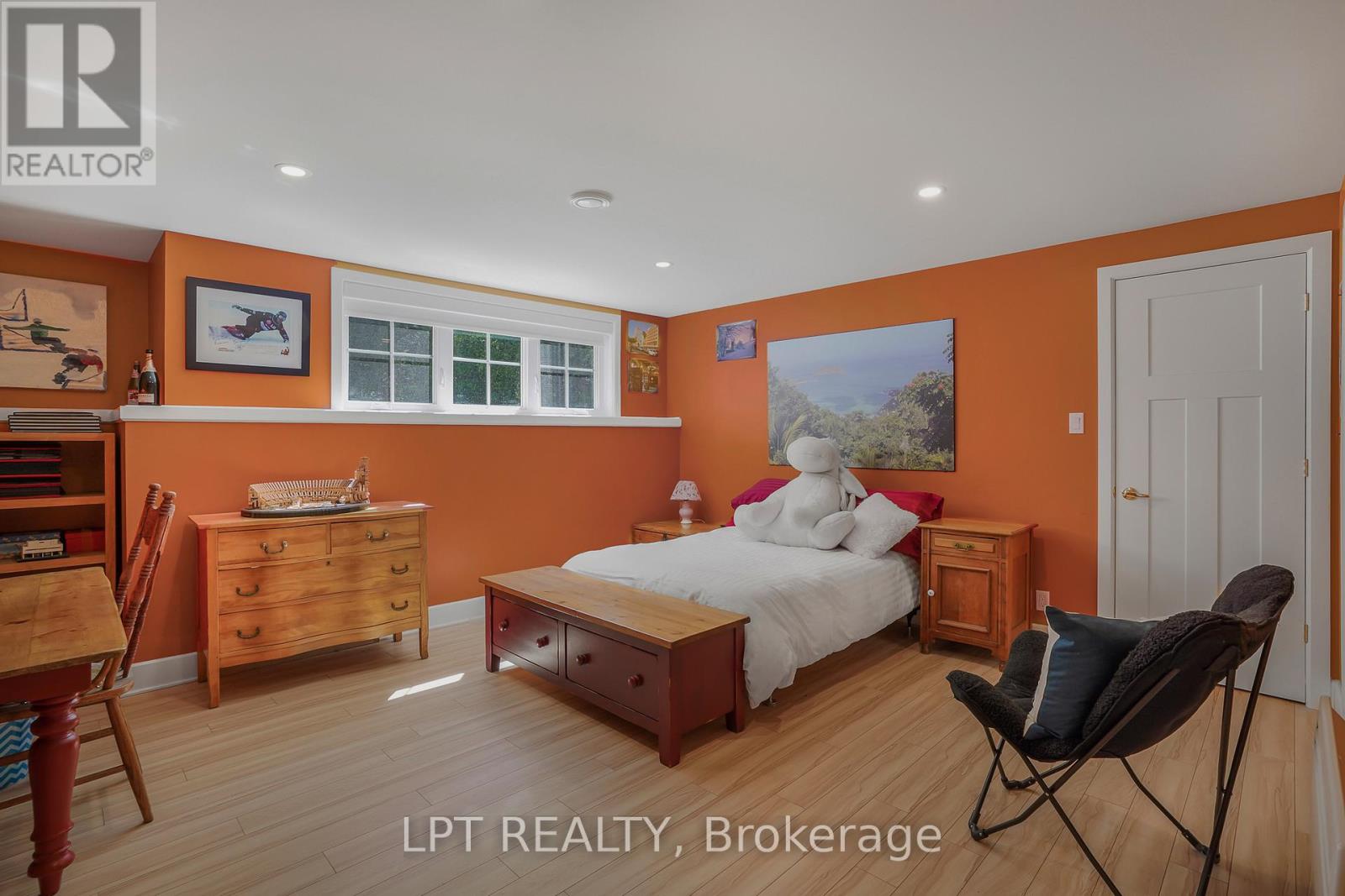 972 ABERDEEN ROAD