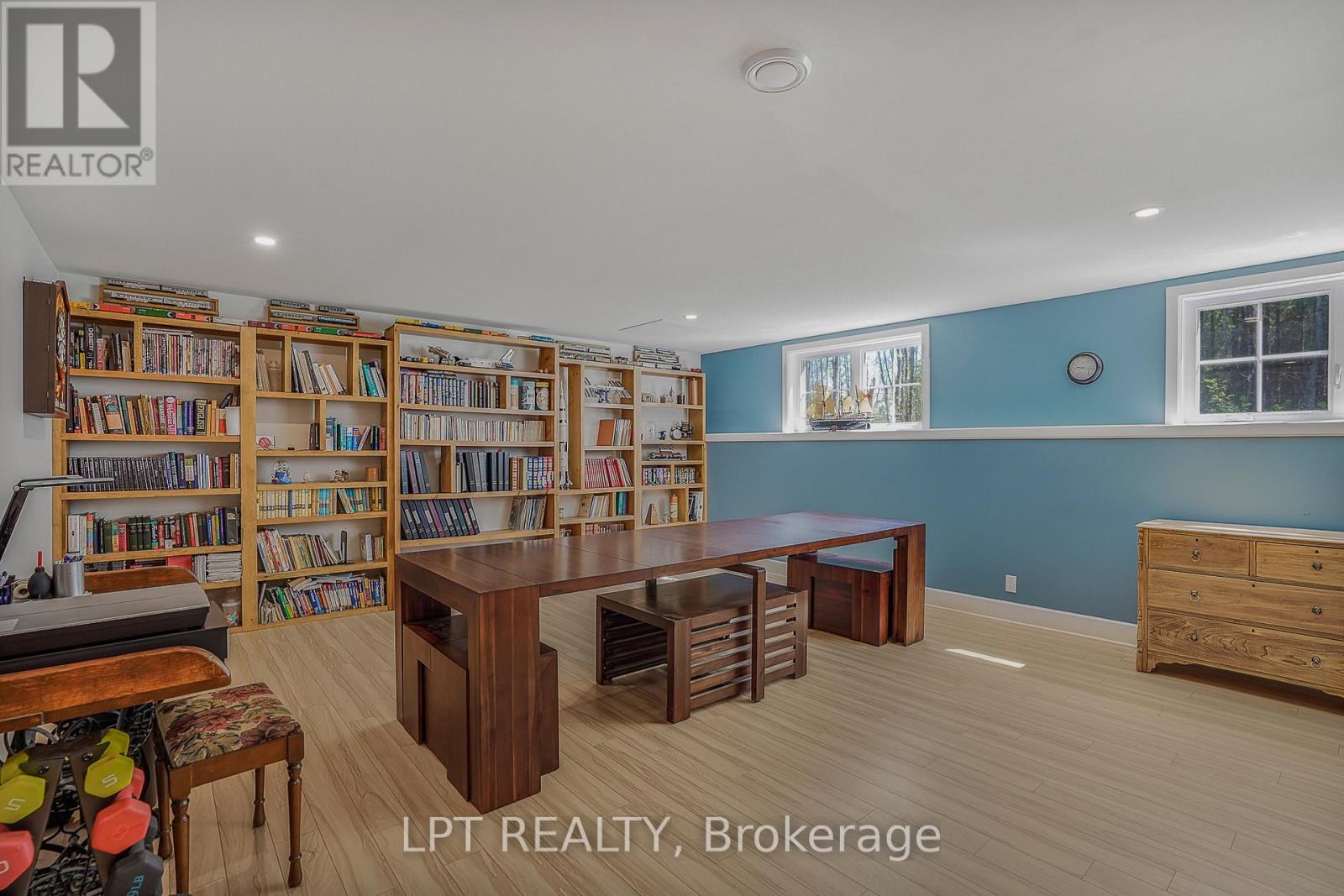 972 ABERDEEN ROAD