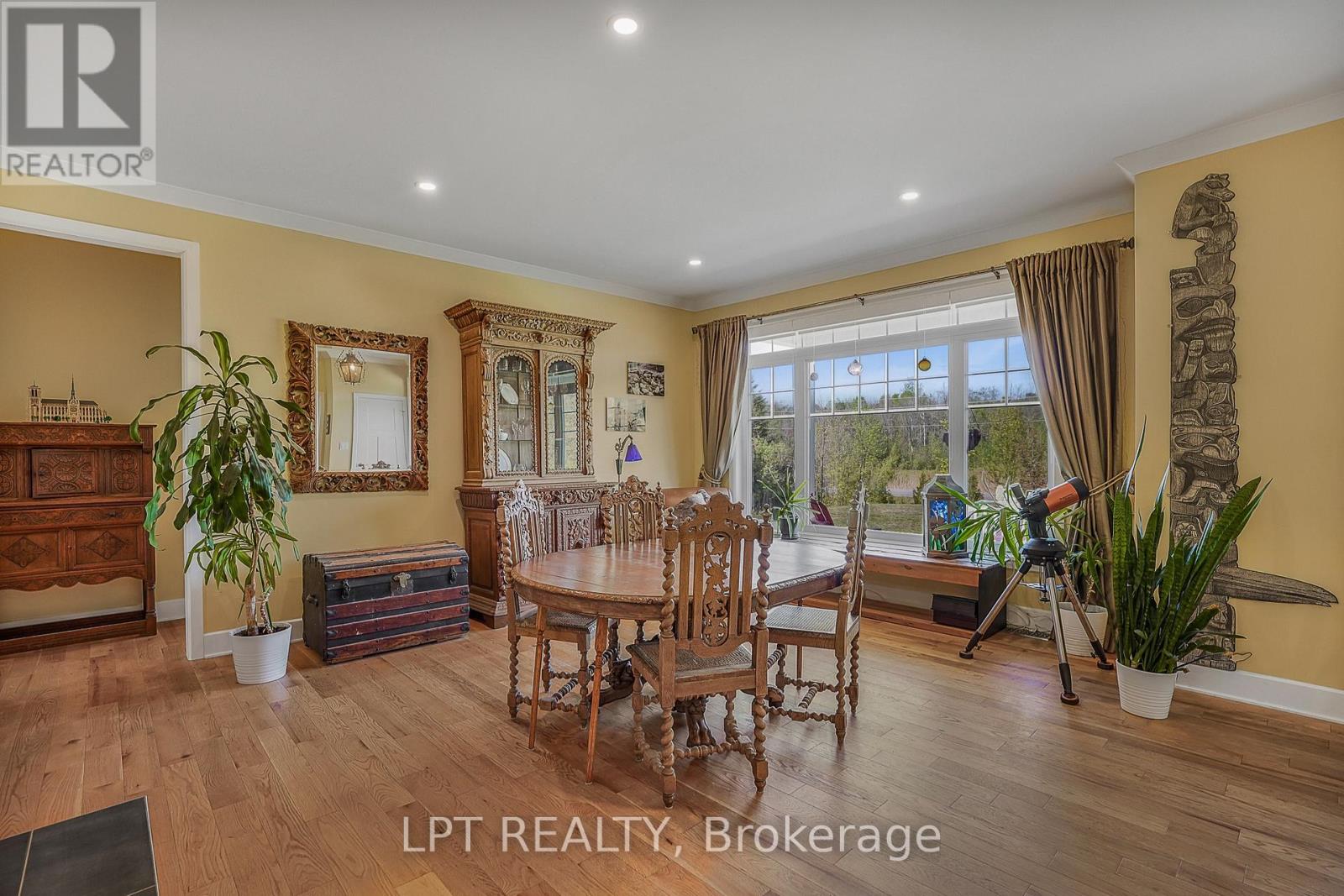 972 ABERDEEN ROAD