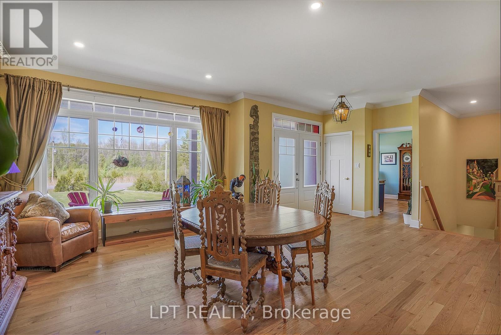 972 ABERDEEN ROAD
