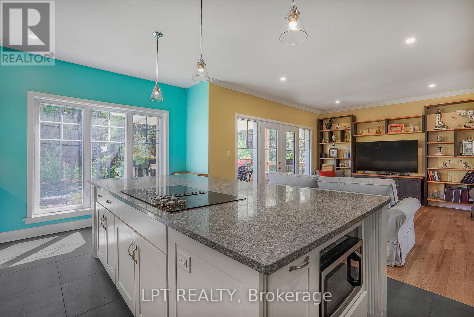 972 ABERDEEN ROAD