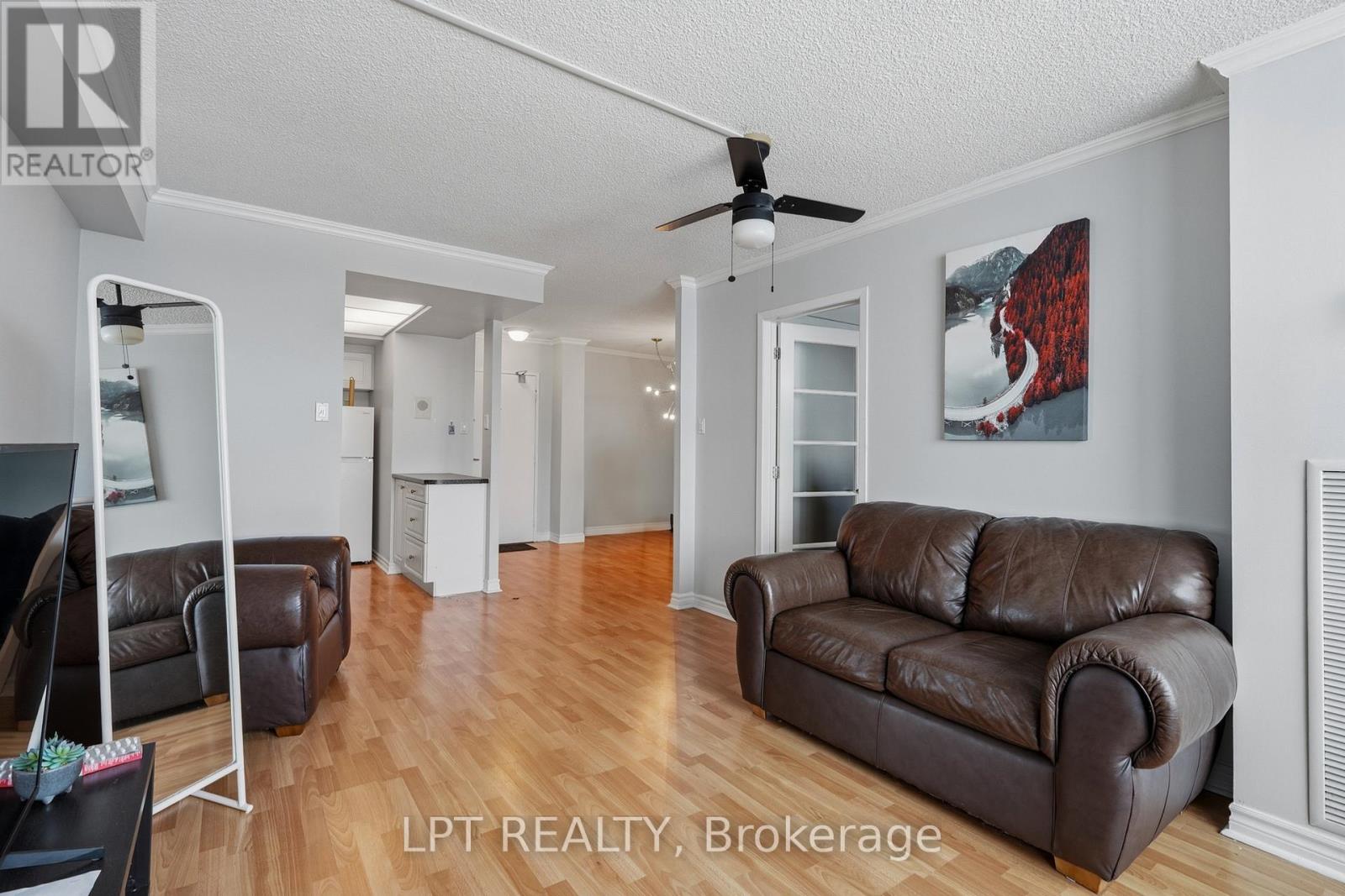 10 - 555 BRITTANY DRIVE