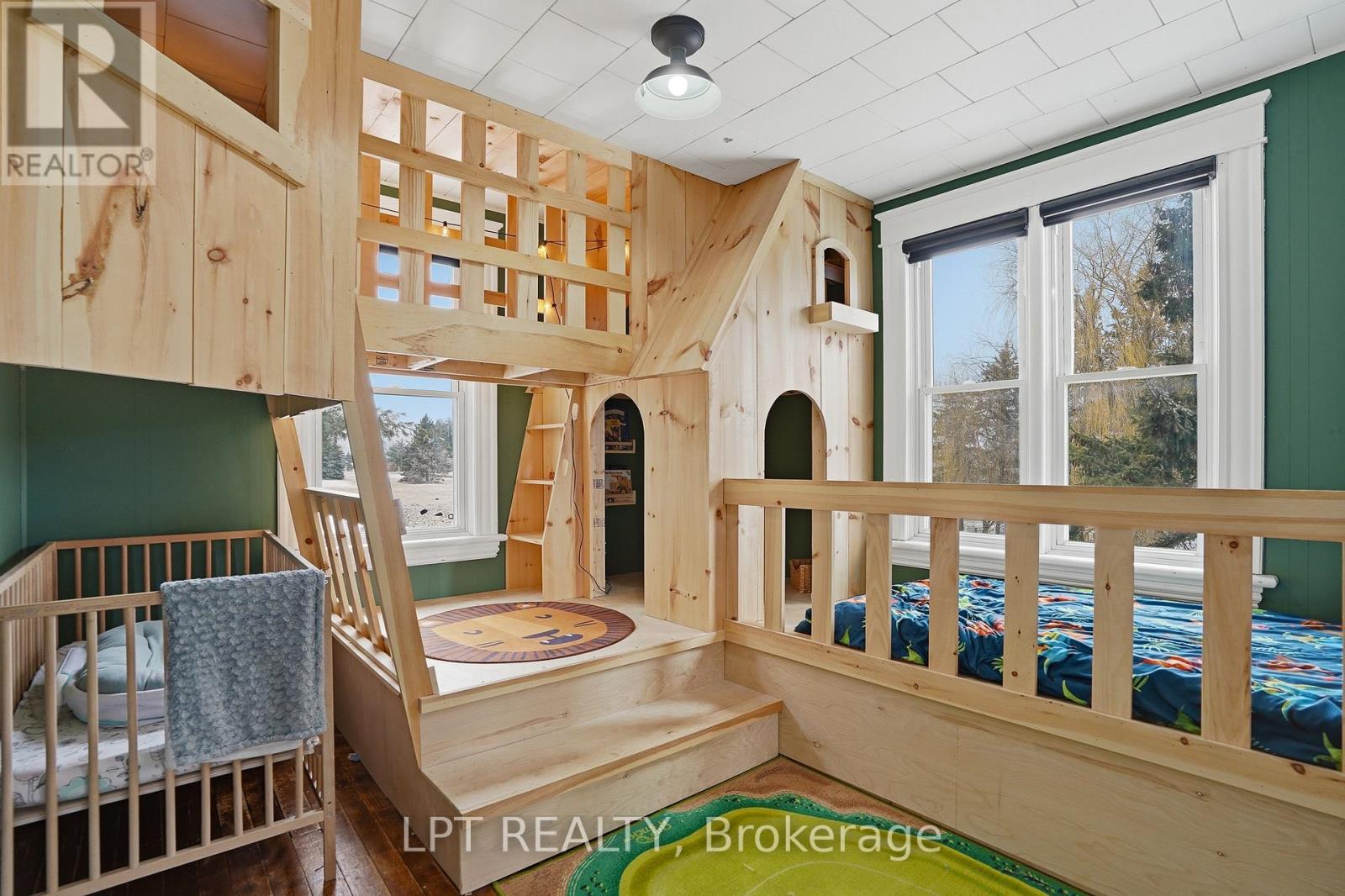 21630 LAGGAN-GLENELG ROAD