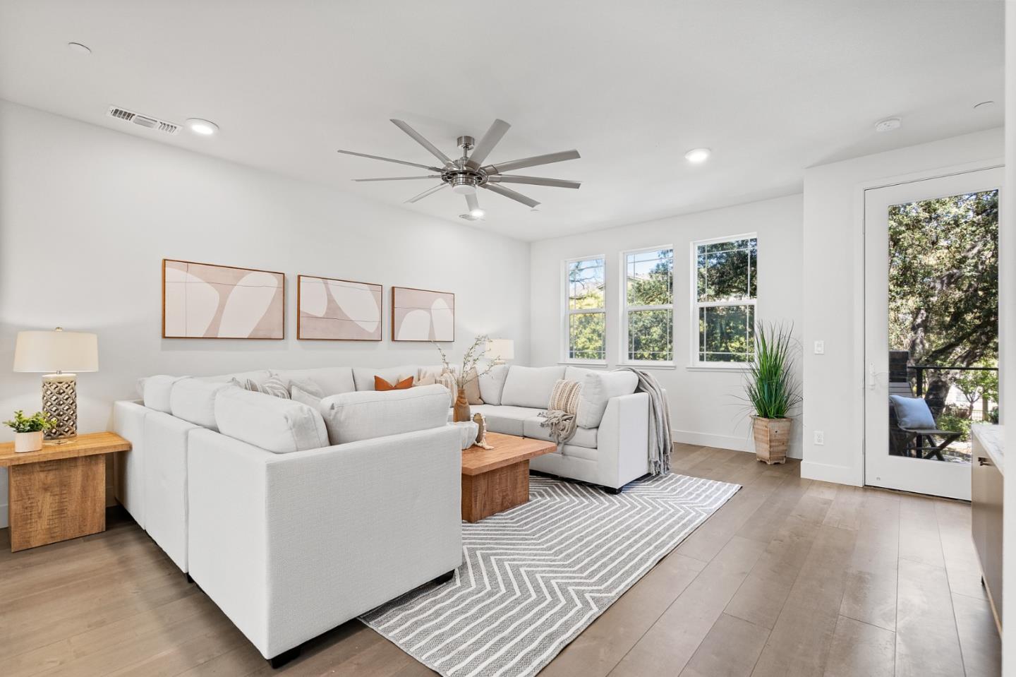 929 Delano TER 5