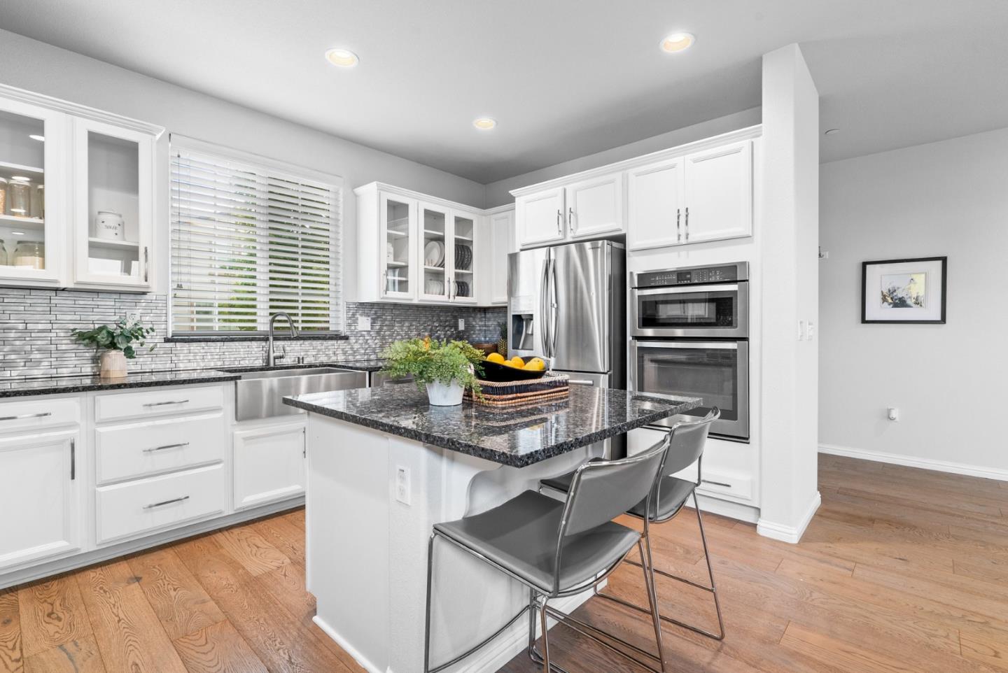 2529 Admiral CIR