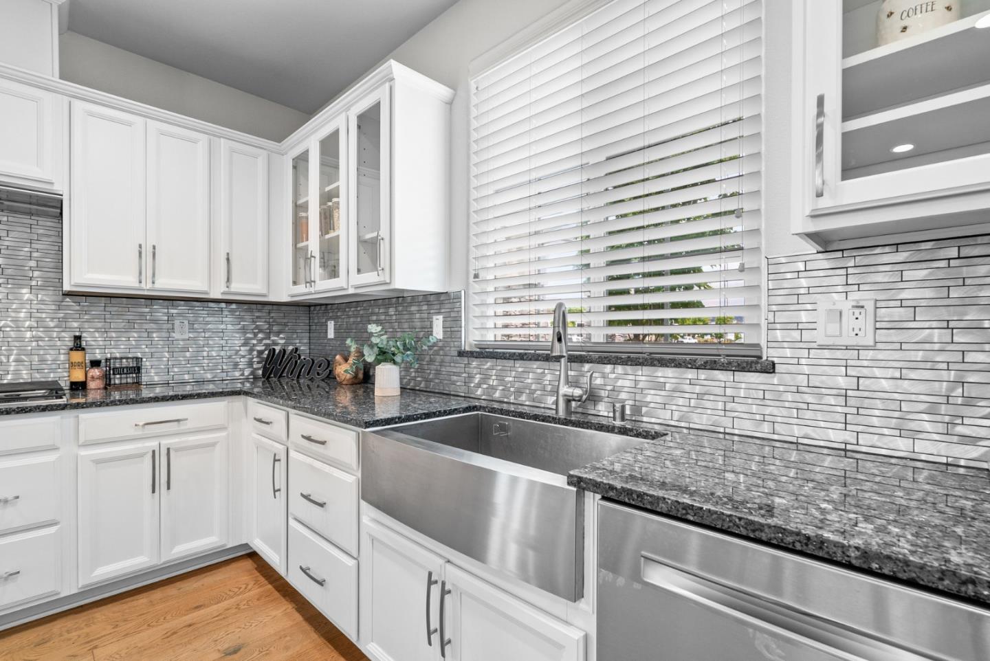 2529 Admiral CIR