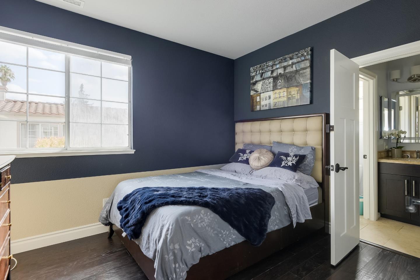 516 Villa Centre WAY