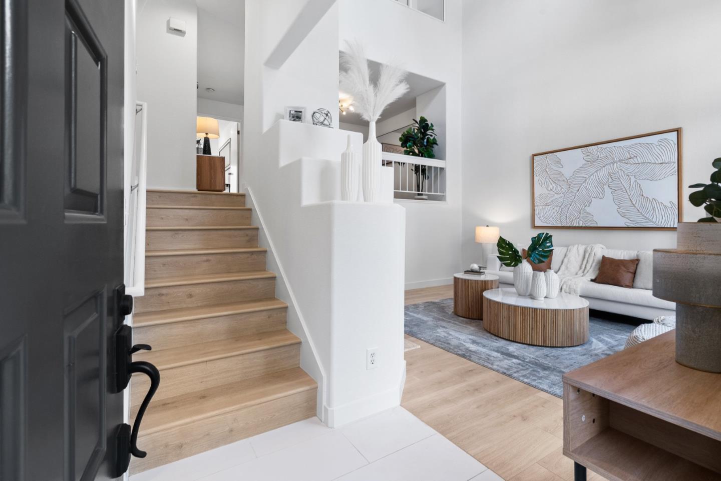 422 Galleria DR 7