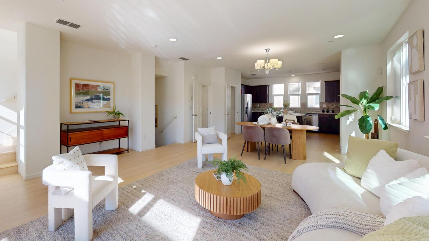 1577 Mercado WAY