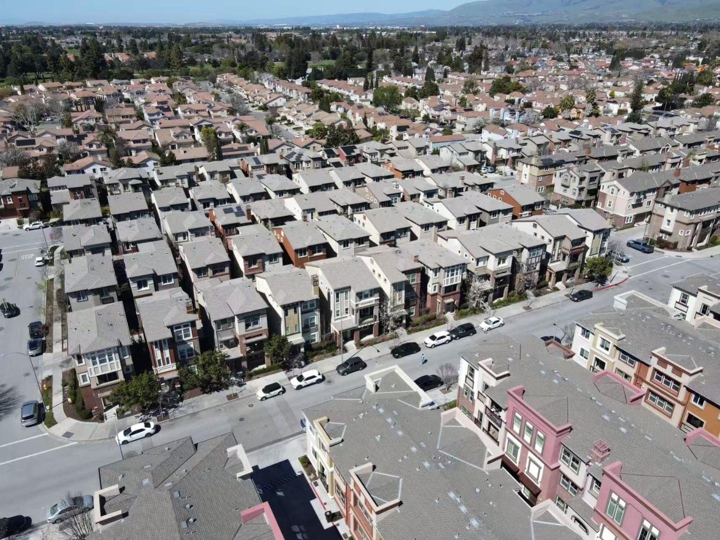 1577 Mercado WAY