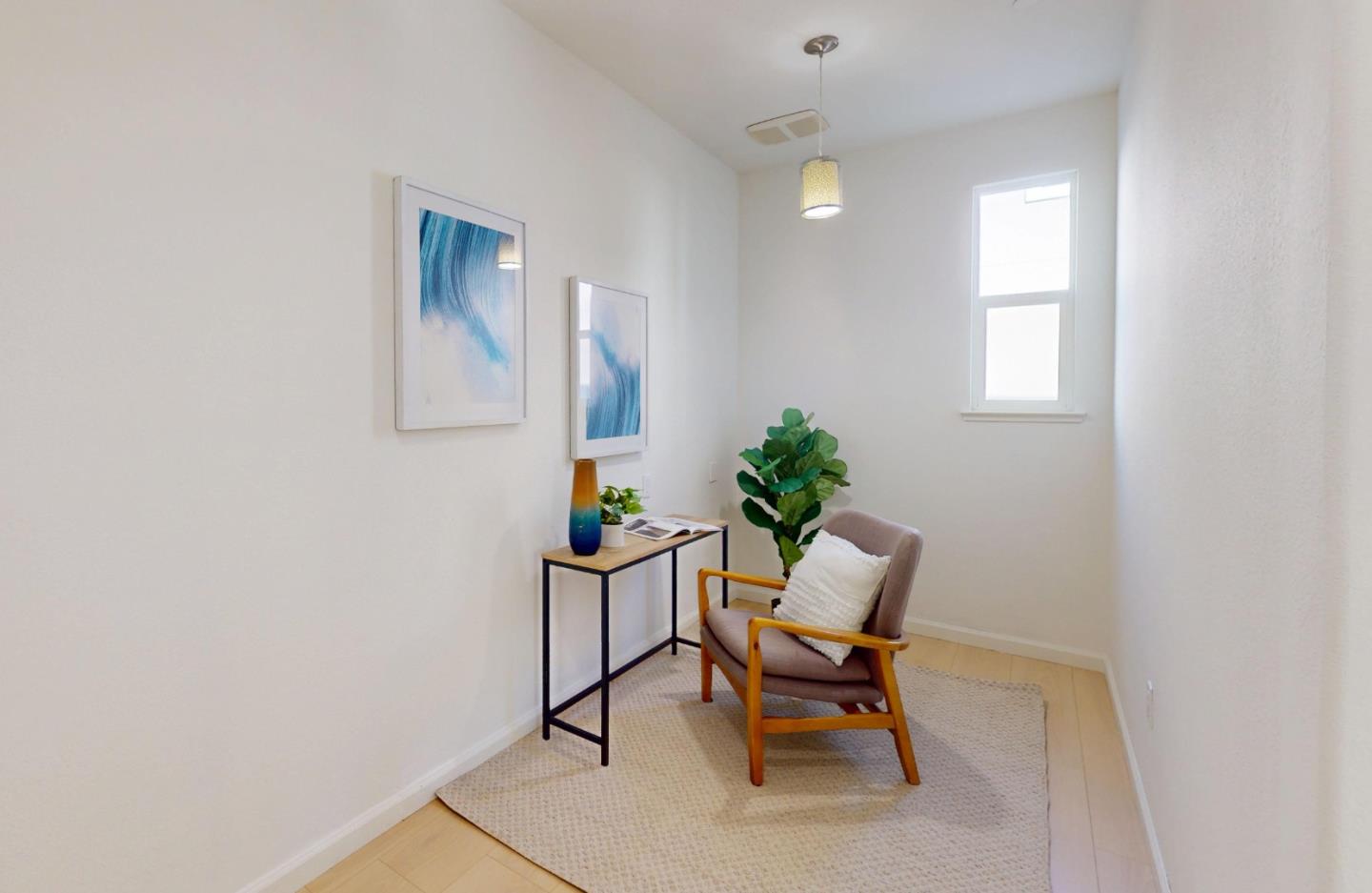 1577 Mercado WAY