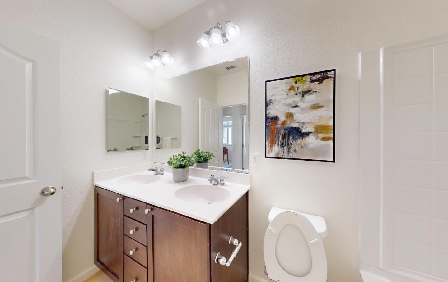 1577 Mercado WAY