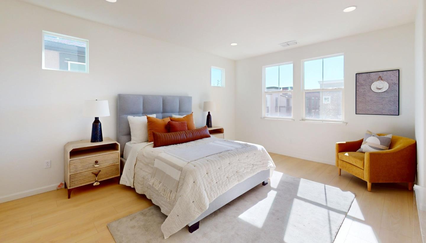 1577 Mercado WAY
