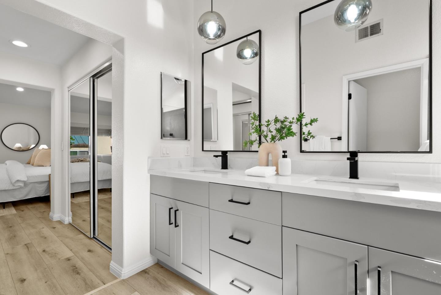 430 Galleria Drive 4