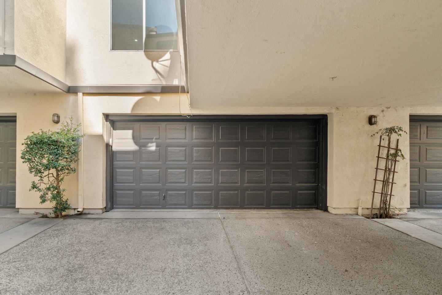 430 Galleria Drive 4