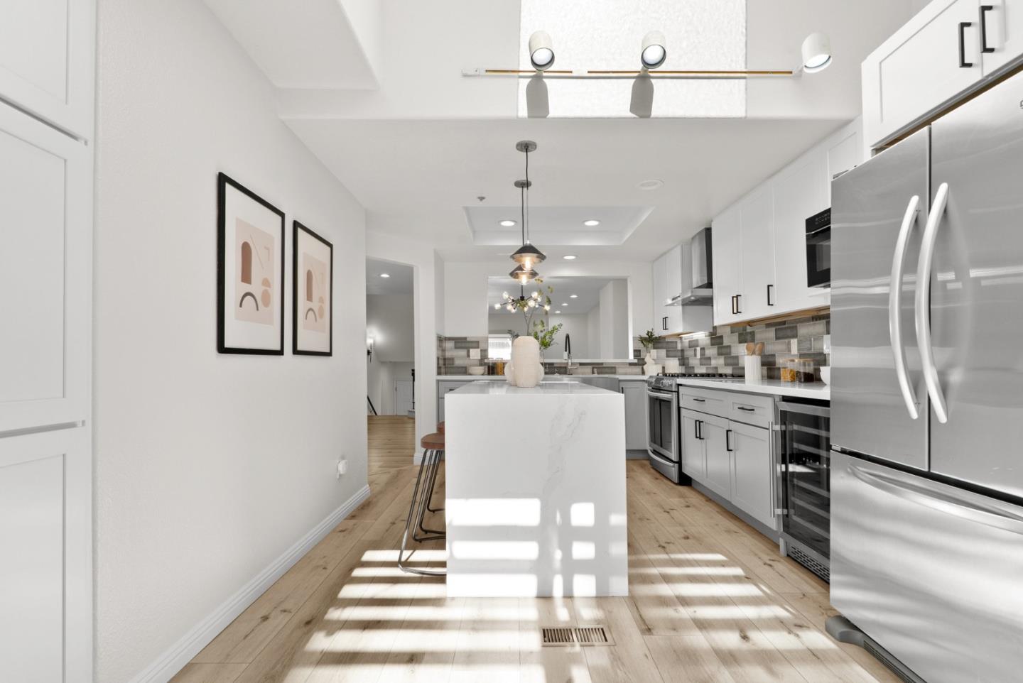 430 Galleria Drive 4