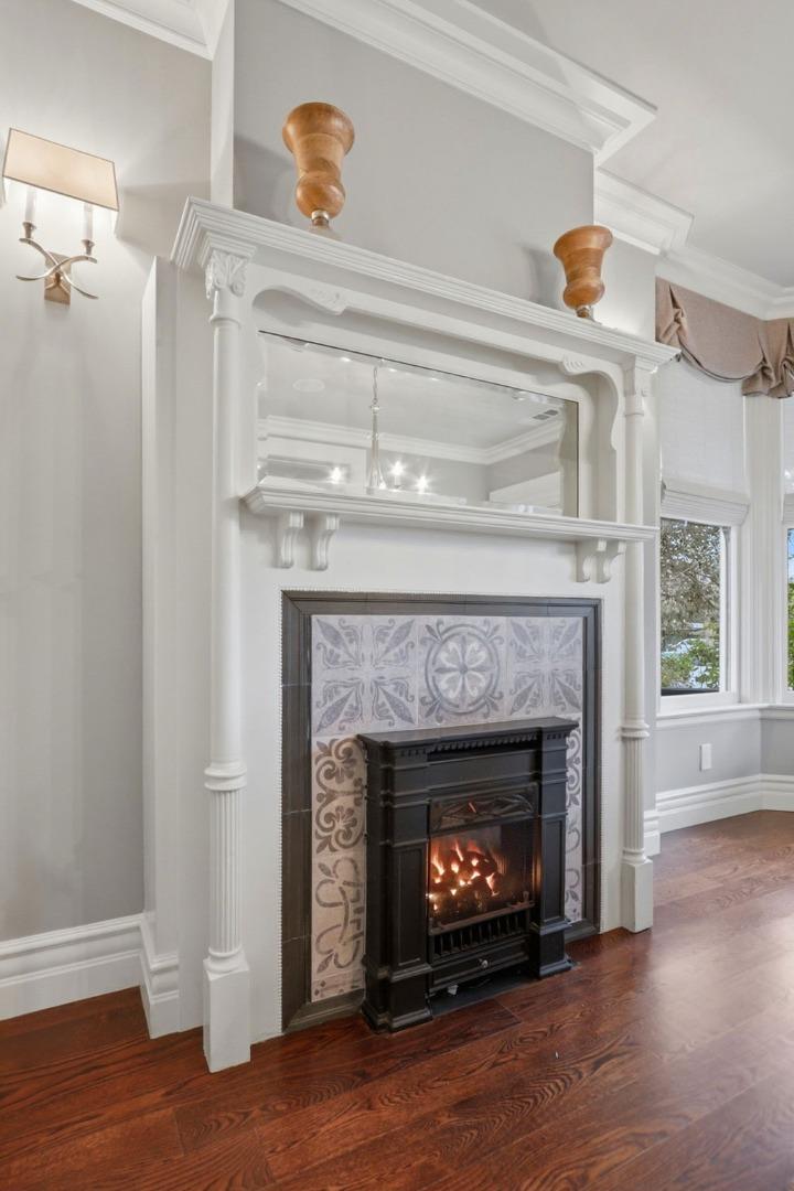 1085 Camino Ramon