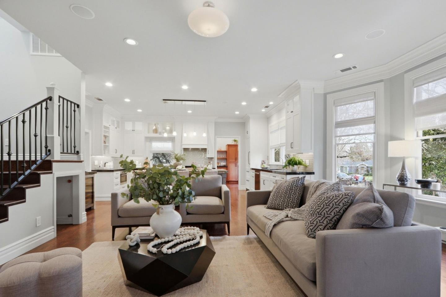 1085 Camino Ramon